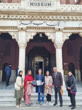 Thai Ambassador meets Lahore Museum Director to boost cultural ties