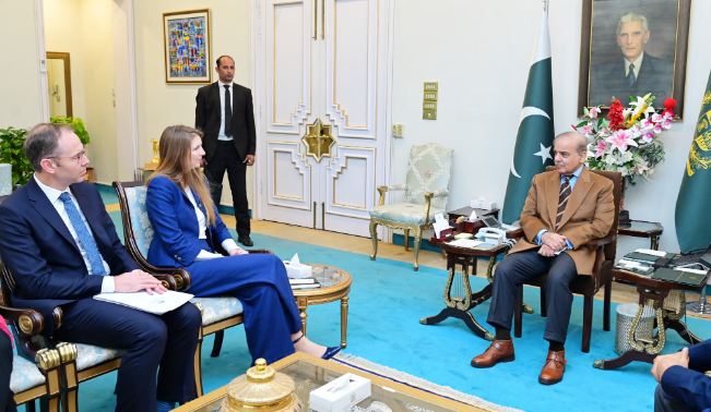 UK High Commissioner meets PM Shehbaz