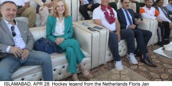 Pakistan must take steps for the hockey development: Bovelander