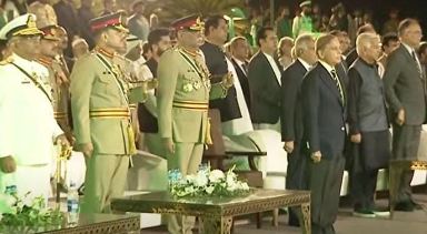Marka-e-Haq: PM, military chiefs attend Youm-e-Tashakur ceremony in Islamabad