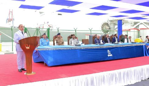 PM Shehbaz Praises Navy’s Role in Operation Bunyanum Marsoos