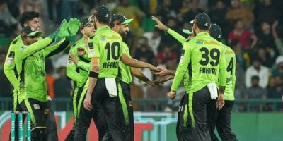PSL 10: Qalandars crush United to set up final clash with Gladiators
