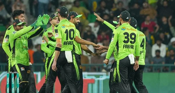 PSL 10: Qalandars crush United to set up final clash with Gladiators