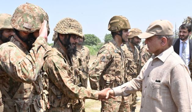 PM Shehbaz praises troops' valor in operation Bunyanum Marsoos