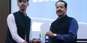 Sabahat Rahim Baig wins Youth Leadership Award Pakistan in Peshawar