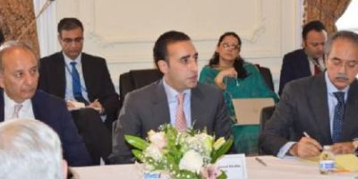 Pak team briefs OIC members on 'grave' developments in South Asia