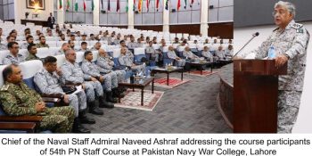 Naval Chief addresses participants at PN War College Lahore
