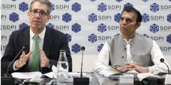 IMF official praises Pakistan's 'strong' progress under EFF programme