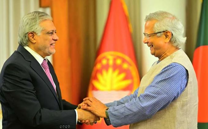 Ishaq Dar, Dr. Yunus explore regional cooperation and economic linkages in Dhaka