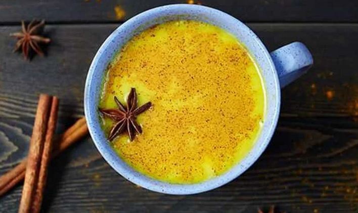 Turmeric milk offers significant benefits for gut health