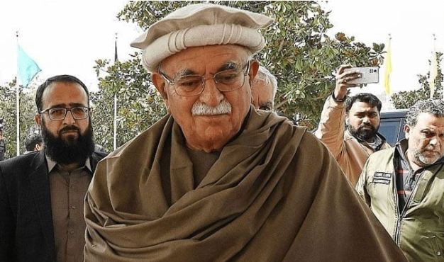 Imran Khan nominates Mahmood Achakzai as NA opposition leader