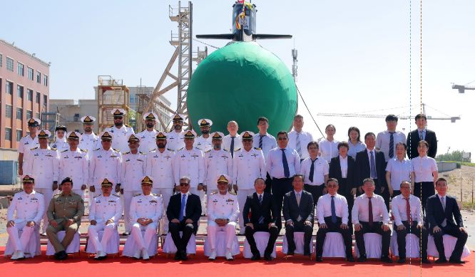 Pakistan Navy unveils cutting-edge Hangor-Class Submarine in China