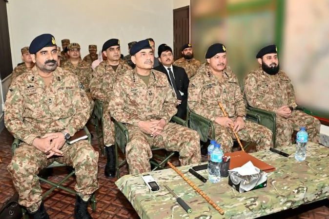 Field Marshal Asim Munir visits flood-hit areas of Punjab