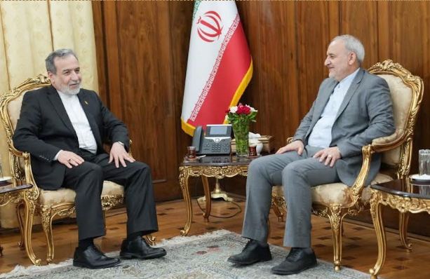 Ambassador Moghadam briefs Iranian FM on Pakistan-Iran ties