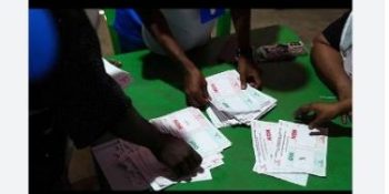 Guinea presidential vote set for December 28