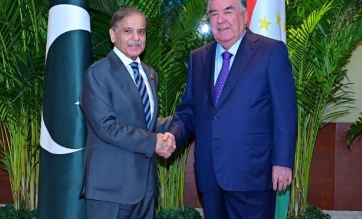 PM, Tajik President satisfaction on ongoing bilateral cooperation during call-on in Beijing