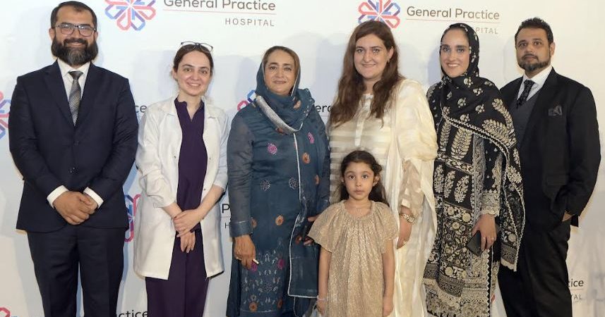 General Practice hosts Consultants dinner celebrating over 500 surgeries