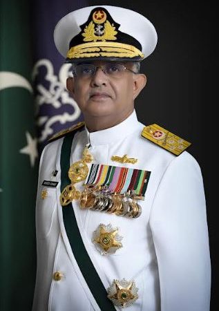 Navy pledges to defend maritime frontiers on Defence Day