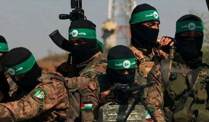 Hamas agrees to surrender arms under international supervision