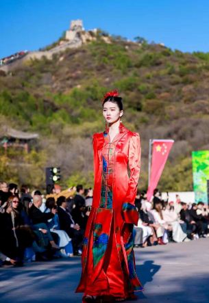 Maiden Pakistan-China Fashion Show organized at the Great Wall of China