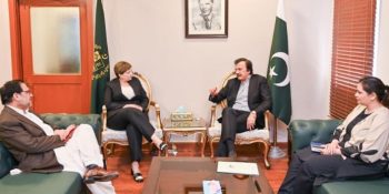 Acting Australian HC, Nicole Guihot meets SAPM Haroon Akhtar Khan