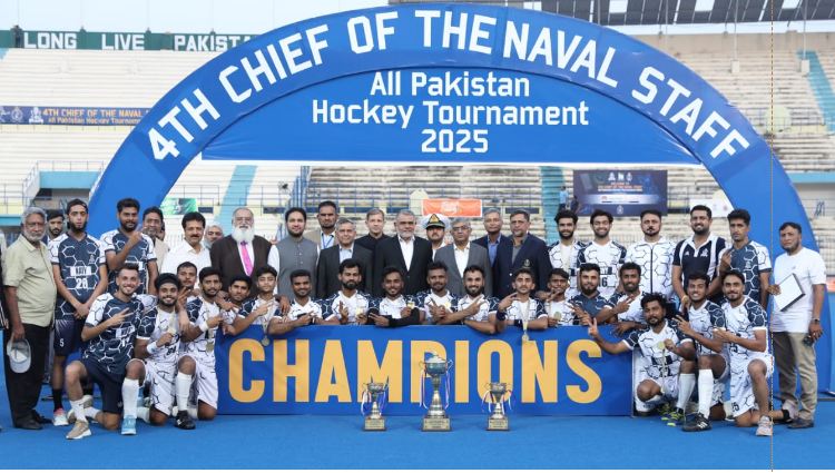 Pakistan Navy lifts CNS Hockey Trophy 2025