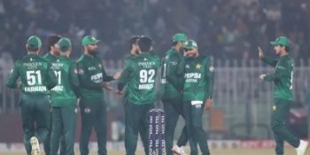 Pakistan restrict Sri Lanka to 128/7 in T20I tri-series game