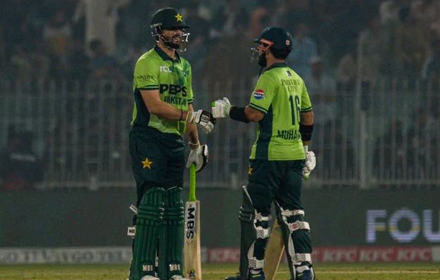 Pakistan edge past South Africa in ODI series opener