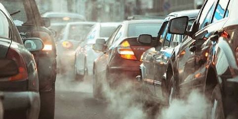 LHC orders crackdown on smoke-emitting vehicles