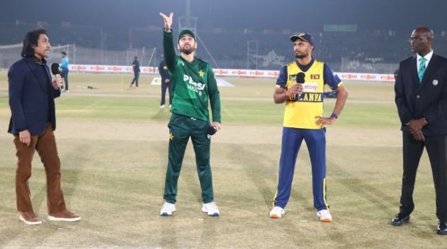 Pakistan opt to bowl first against Sri Lanka in T20I tri-series final