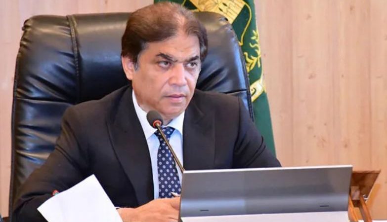 Major railway stations upgraded: Hanif Abbasi