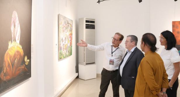 French Ambassador Nicolas Galey visits Arts Council of Pakistan Karachi