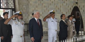 Portuguese Ambassador pays homage at Quaid-e-Azam Mausoleum