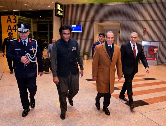 Egyptian Foreign Minister arrives in Islamabad