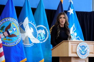 US pauses green card lottery program