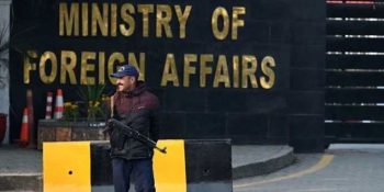 Pakistan backs Saudi Arabia, UAE's efforts for peace, stability in Yemen