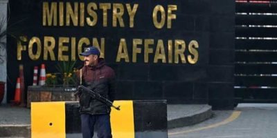 Pakistan backs Saudi Arabia, UAE's efforts for peace, stability in Yemen