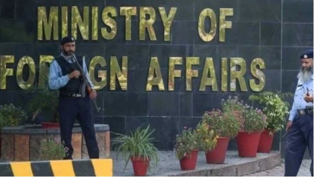 Pakistan demarches UK over threats to Field Marshal at PTI protest in Bradford