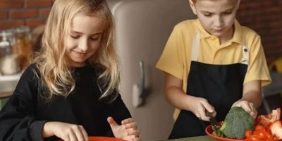 Is vegetable-based diet healthy or harmful for children?