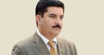 Governor Kundi urges youth to acquire modern skills to overcome economic challenges