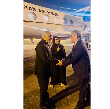 Deputy PM Dar arrives in UAE for high-level Bani Yas Forum
