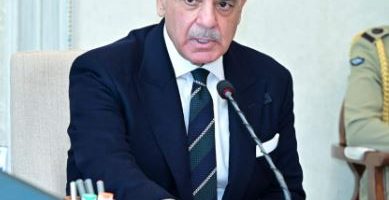 PM directs to expedite privatization process of Discos, Gencos