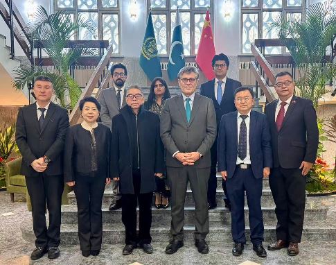 Ambassador Khalil Hashmi holds meetings with Pakistan’s Honorary Investment Counsellors in China