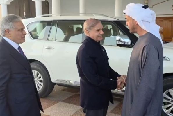 PM Shehbaz, UAE President meet in Rahim Yar Khan Palace