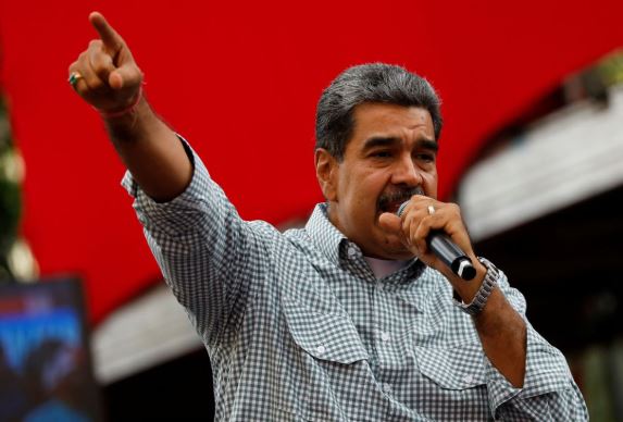 Caracas in Turmoil as Capture of Maduro Sparks Hope and Fear