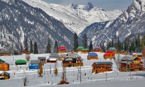 Snow spells turn 'Neelum Valley' into a must-visit destination for winter travelers