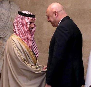 Lebanon, Saudi Arabia talk bilateral cooperation in Davos meeting