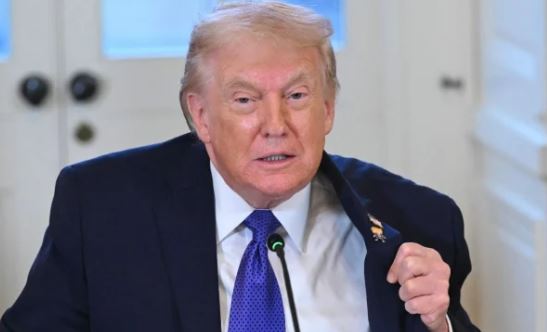 Trump delivers oil warning, suggesting Cuba should strike deal with US