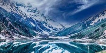 Snow-covered mountains transform Saifullah Lake & Neelum Valley into tourist hotspots: report