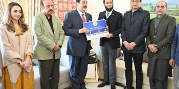 Info Minister calls on Chairman Senate